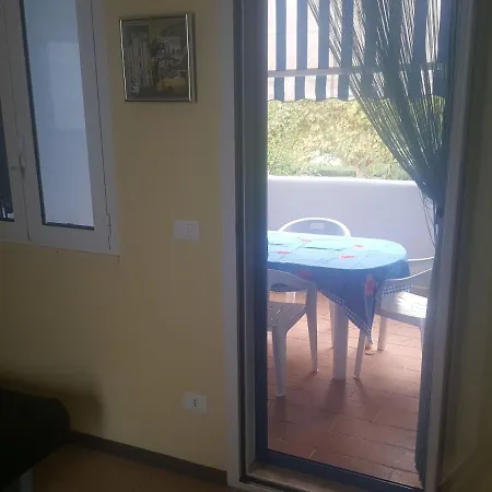Bilo Centro A 300 Mt. Dalla Spiaggia 77